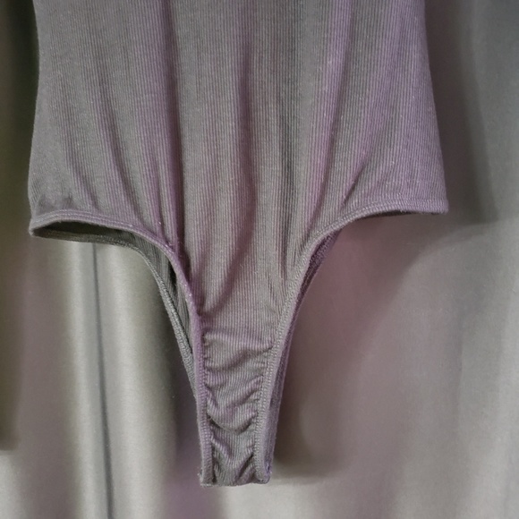 Ella Moss Rhoda Rib Cold Shoulder Bodysuit - Picture 6 of 8